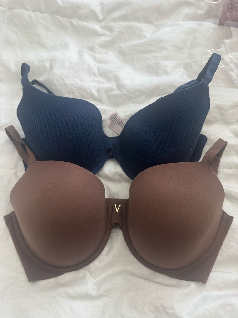 Victoria Secret Wireless T-Shirt Bra Duo in Navy and Brown Size 36 DD